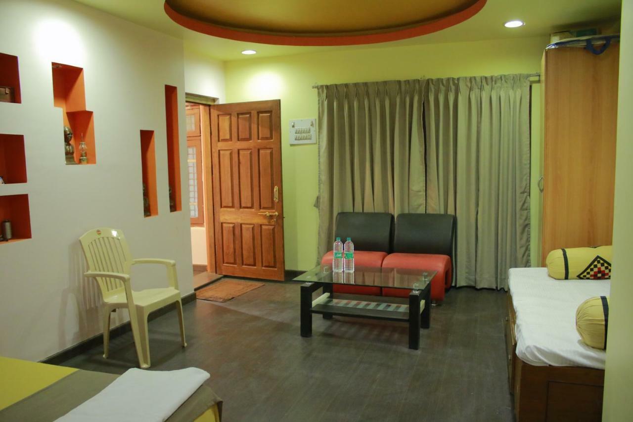 Krishna Villa Badami Exterior photo